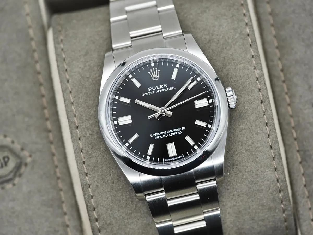 Rolex Oyster Perpetual Ref. 126000 - Fullset from 2021 - Black Dial - Initial purchase invoice
